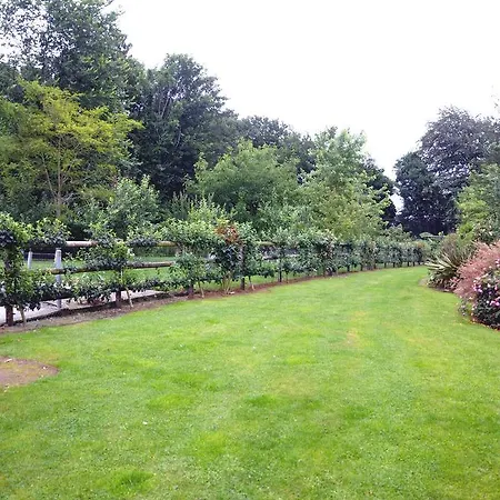 Le Domaine Des Platanes
