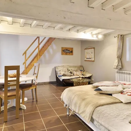 Le Domaine Des Platanes Semesterbostad *